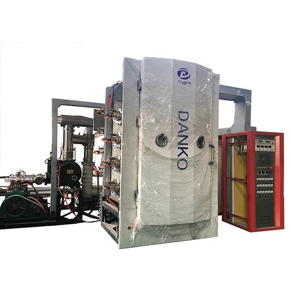 In che modo la macchina di rivestimento ionico multiarco controlla la velocità di deposizione e l'uniformità dello spessore del film su geometrie complesse?